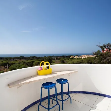 Coral By * 阿尔布费拉